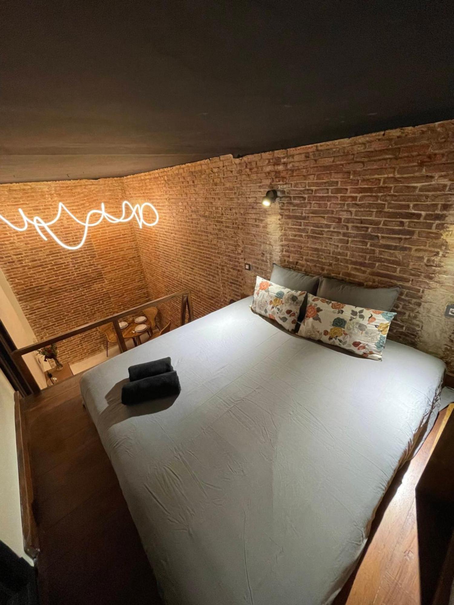 Apartamento Moderno En Edificio Historico Мадрид Екстериор снимка