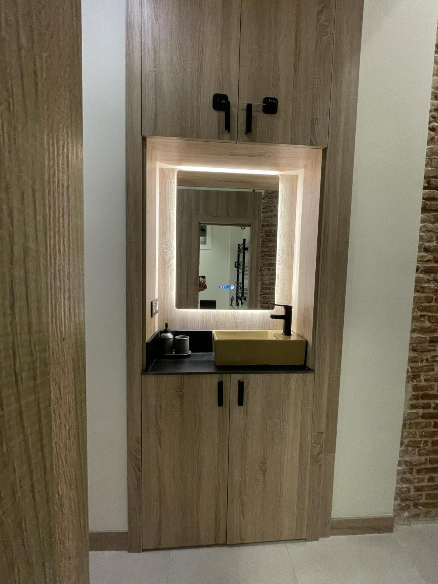 Apartamento Moderno En Edificio Historico Мадрид Екстериор снимка
