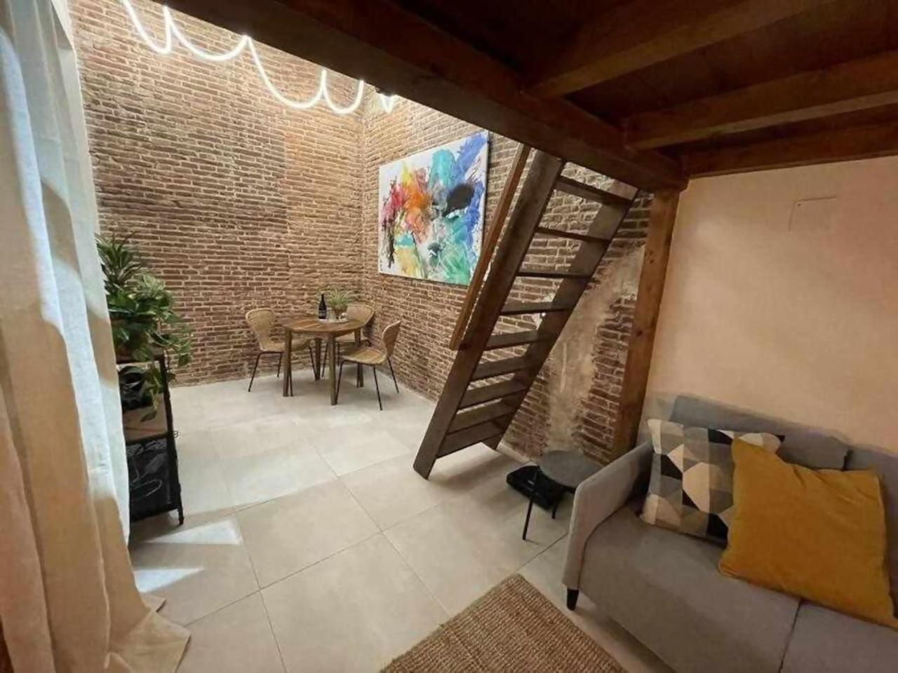 Apartamento Moderno En Edificio Historico Мадрид Екстериор снимка